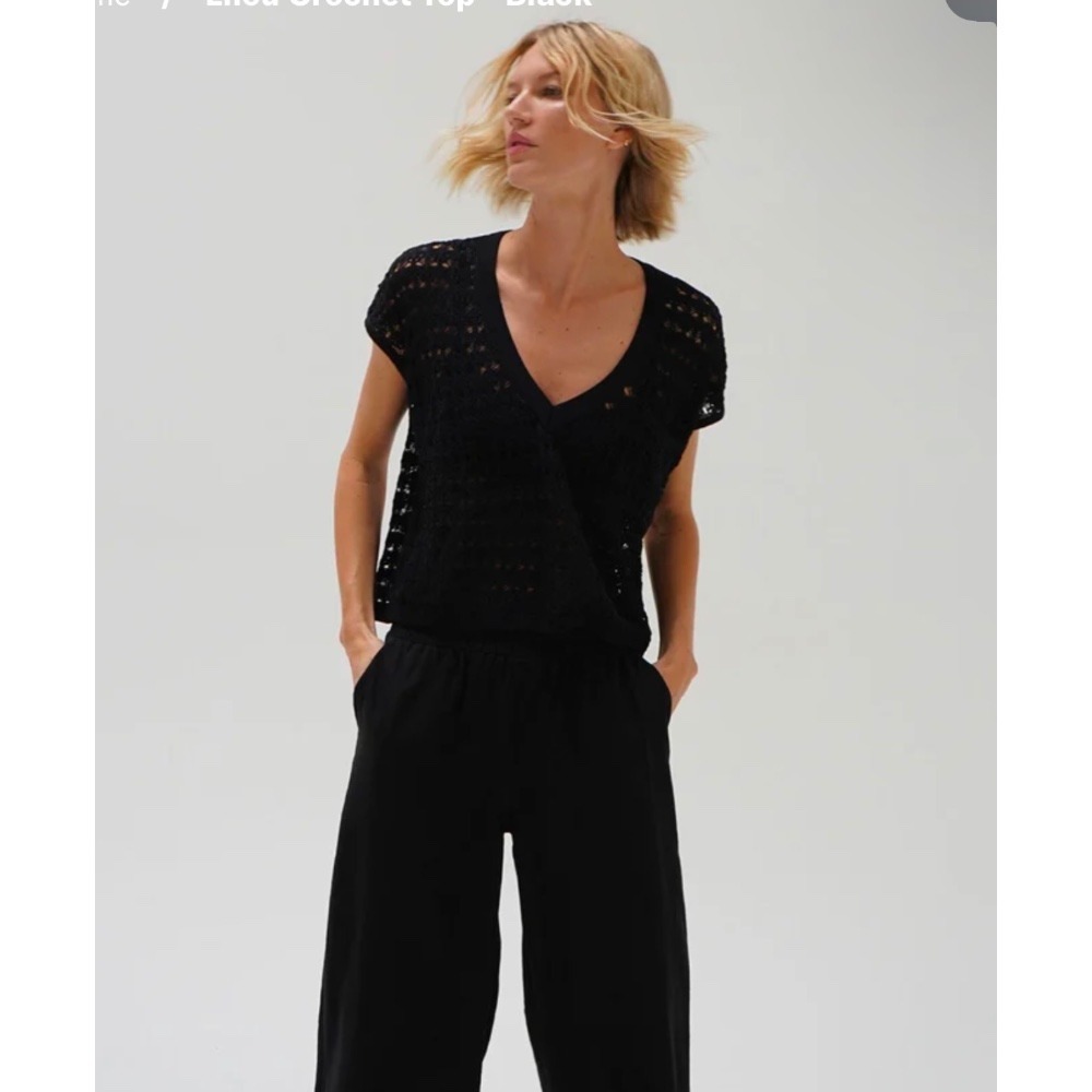 LNA Clothing Lilou Crochet Top V-Neck‎ Cropped Oversized NWOT Sz XS